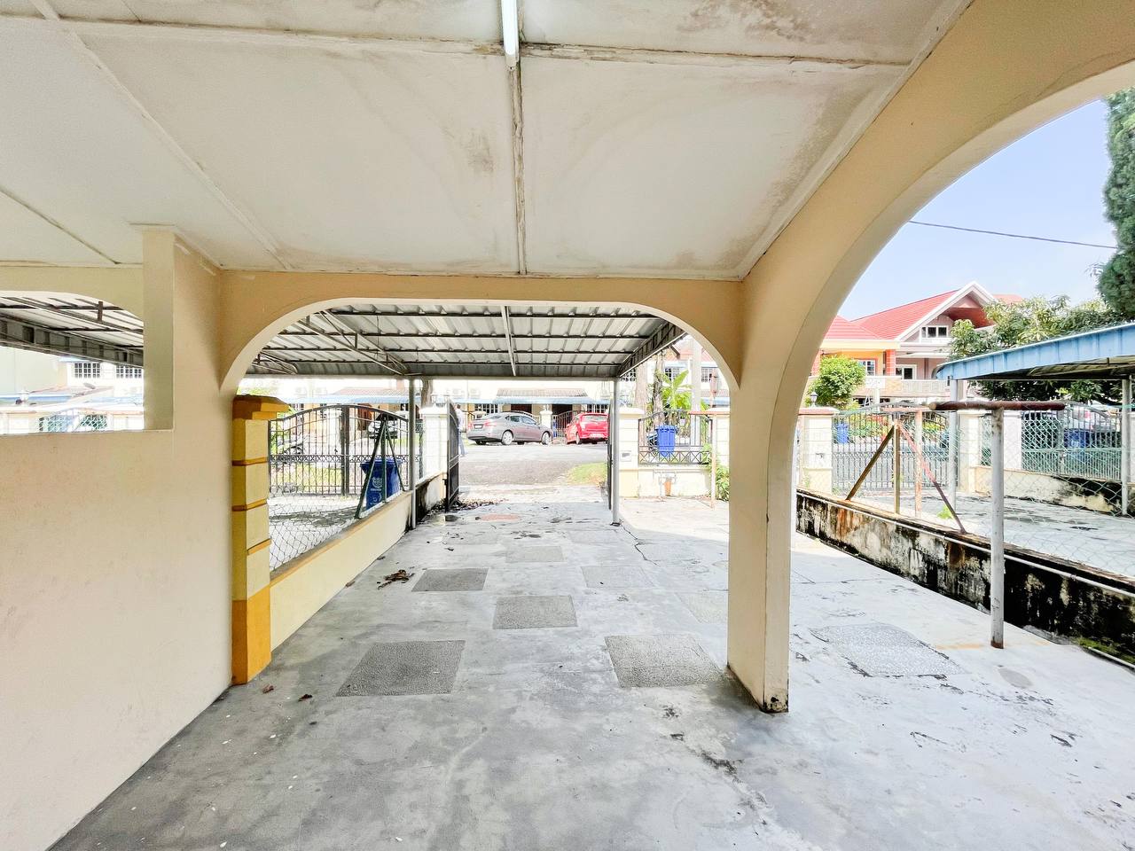 BELOW MARKET DOUBLE STOREY SEKSYEN 19 SHAH ALAM - photo 2
