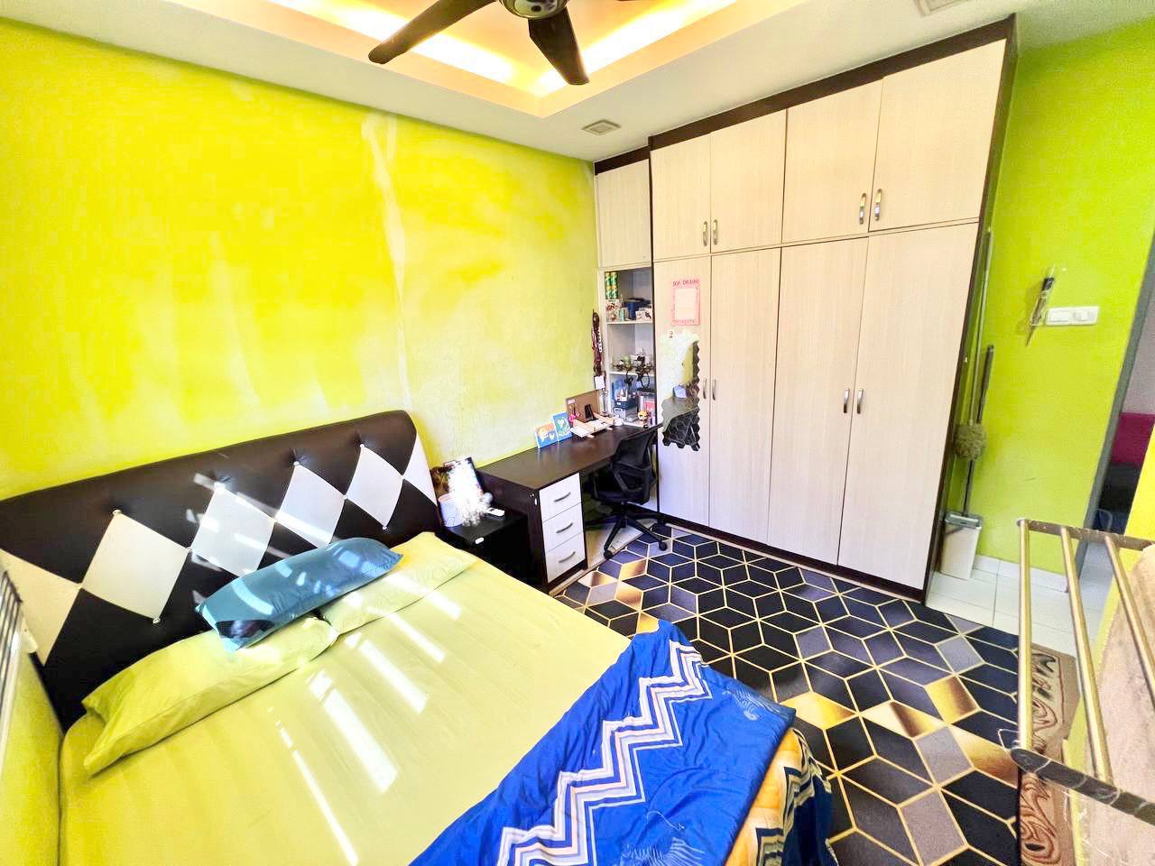 CORNER LOT RENO DOUBLE STOREY TAMAN ALAM INDAH - photo 10
