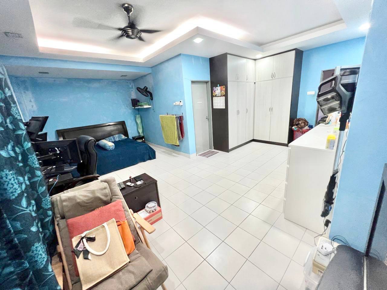 CORNER LOT RENO DOUBLE STOREY TAMAN ALAM INDAH - photo 11