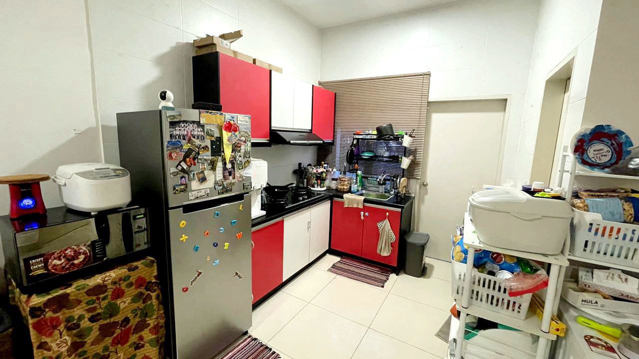 NICE UNIT DOUBLE STOREY LAUREL LAMAN VIEW CYBER - photo 3