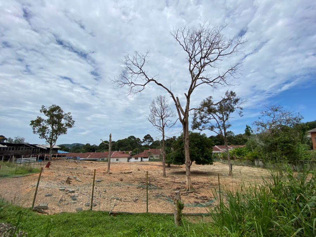 FACING MAIN ROAD LAND FOR RENT SALAK TINGGI - photo 2