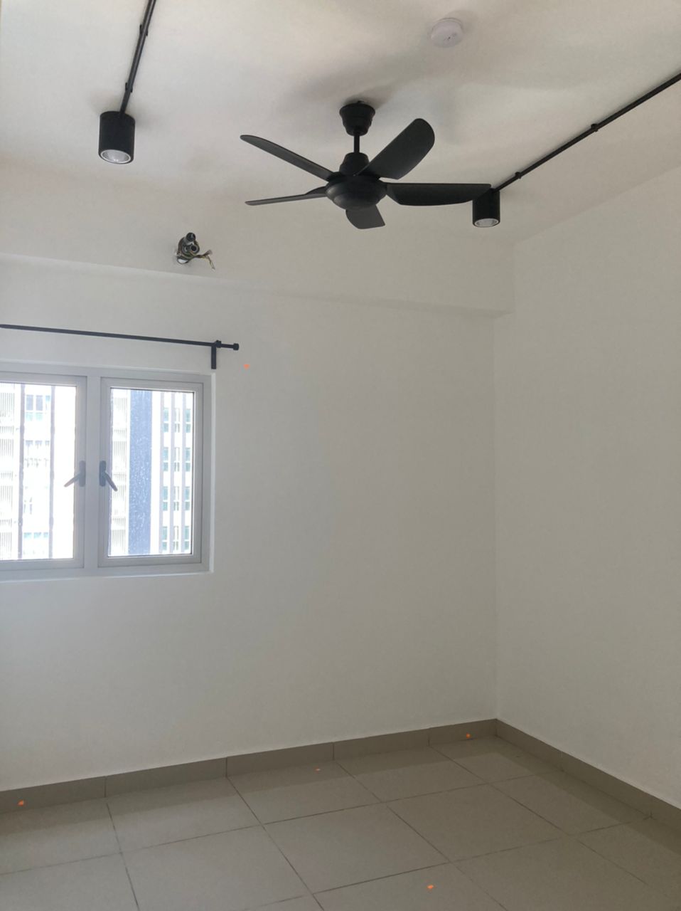 PARTLY FURNISHED RENO GALLERIA EQUINE PARK - photo 4