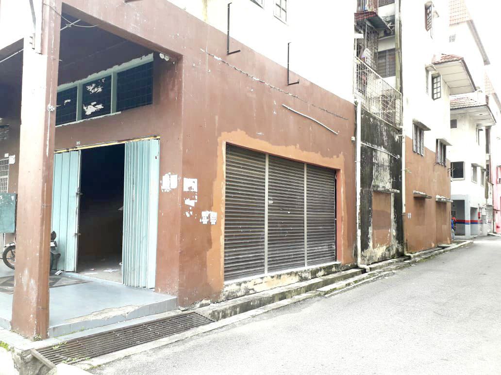 GROUND FLOOR END LOT SHOP LOT TAMAN KOSAS AMPANG - photo 2