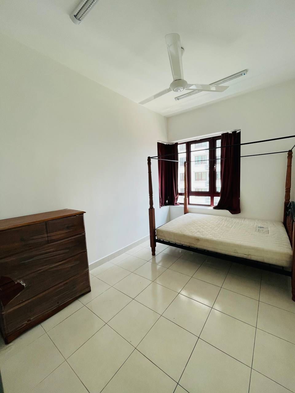 PARTLY FURNISHED RENO UNIT RAFFLESIA CONDO SENTUL - photo 7