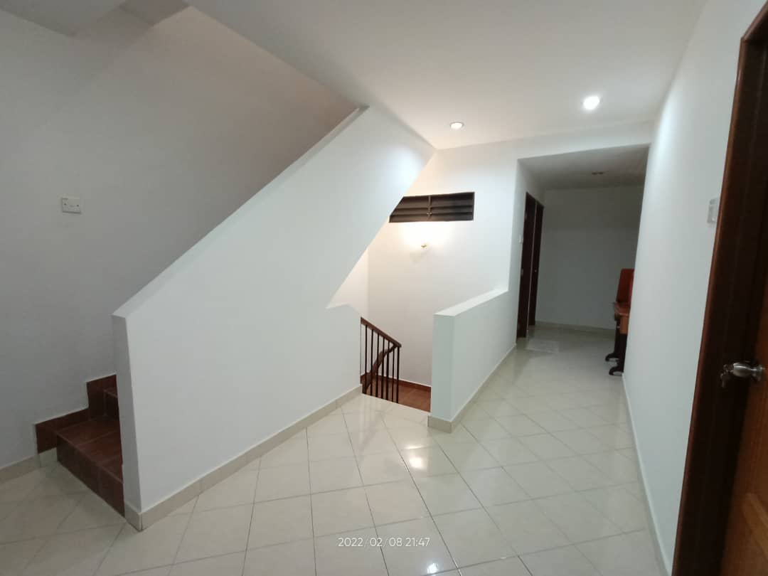 FACING OPEN RENO TWO AND HALF STOREY AMPANG JAYA - photo 9