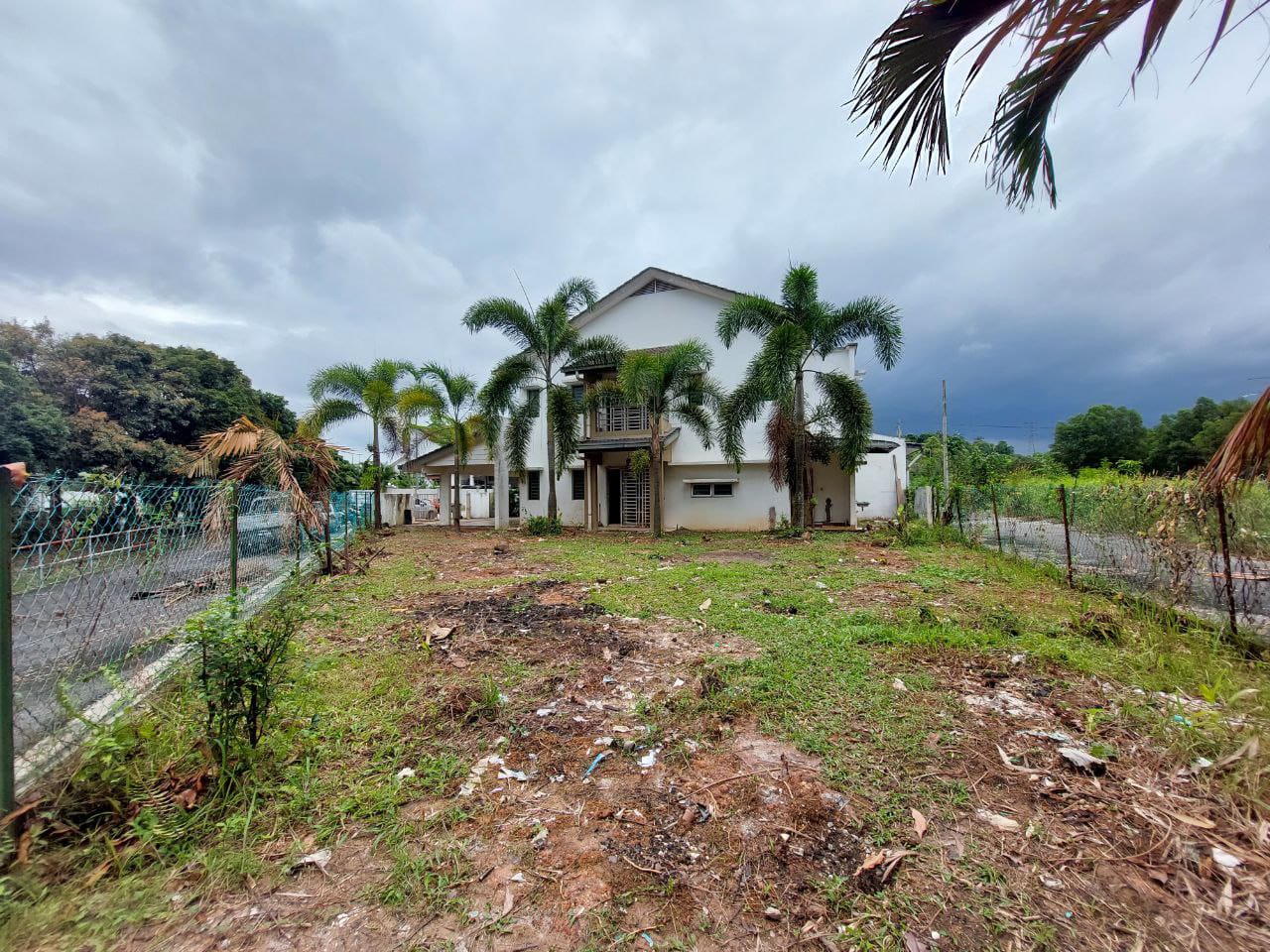CORNER LOT HUGE LAND DOUBLE STOREY LAMAN KENANGA - photo 3