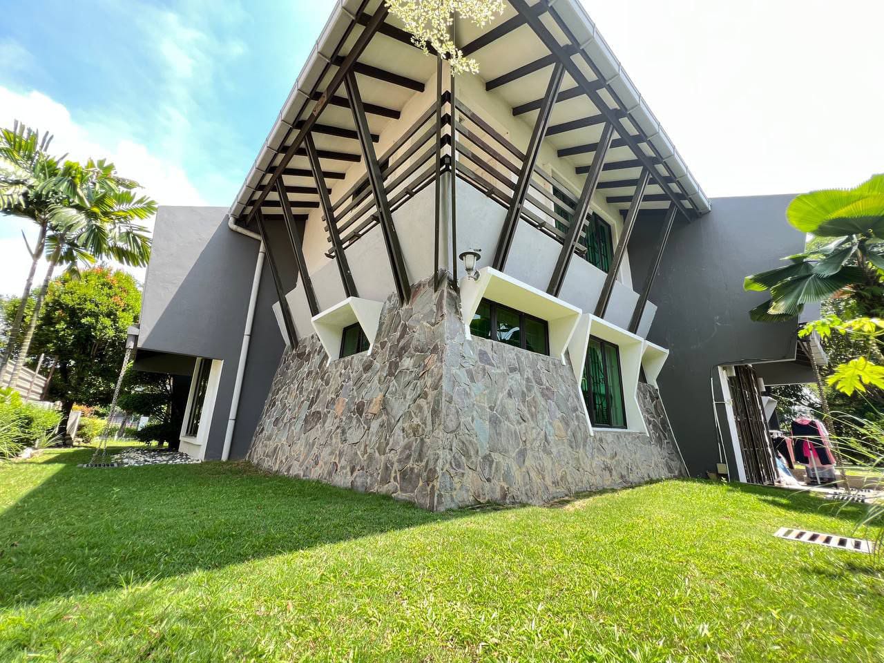 HUGE LAND NICE RENO BUNGALOW KAYANGAN HEIGHTS - photo 4