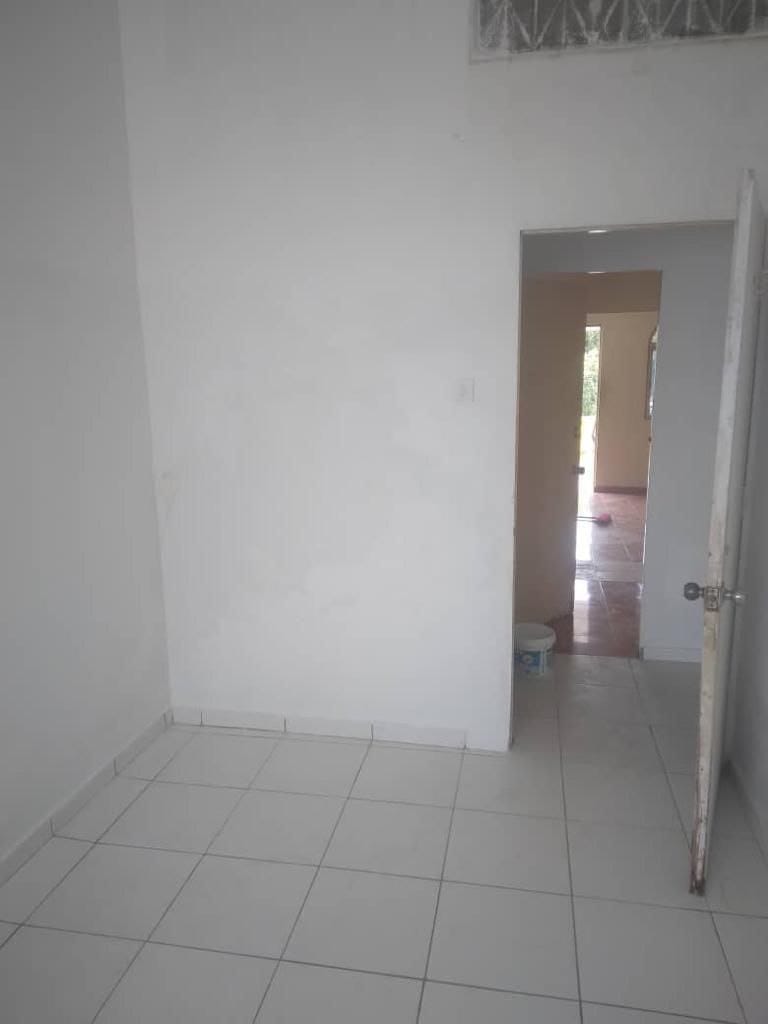 NICE CONDITION DOUBLE STOREY TAMAN SRI RAMPAI - photo 6