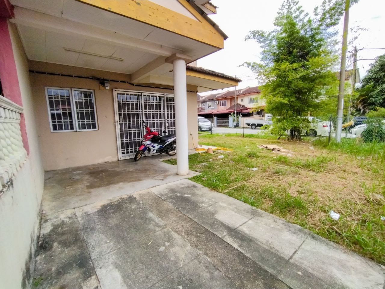 CORNER LOT HUGE LAND DOUBLE STOREY TASIK KESUMA - photo 2