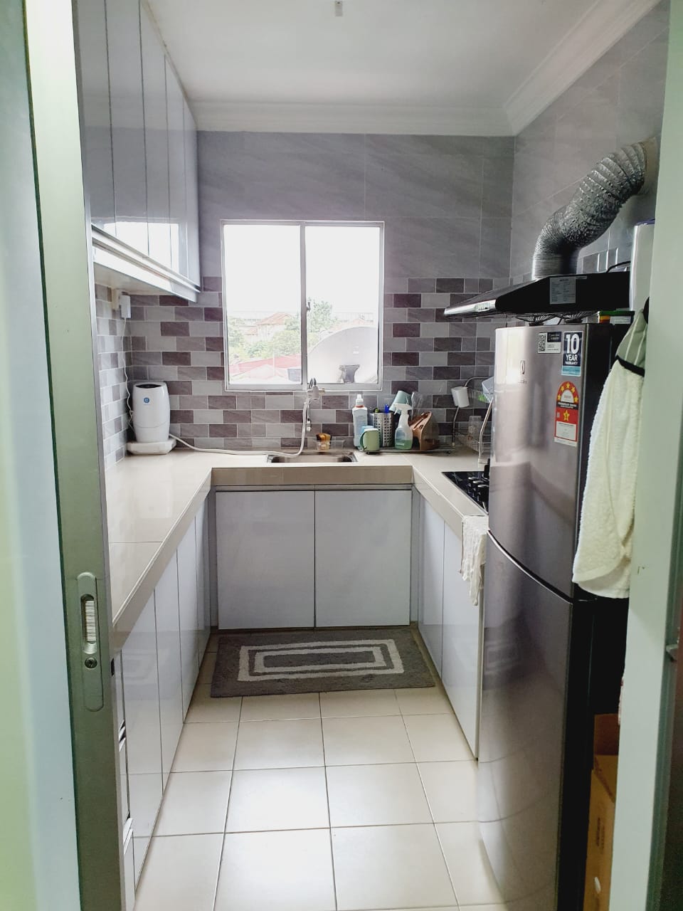 FULLY RENOVATED NICE UNIT FLAT BOSNIA SRI SERDANG - photo 2