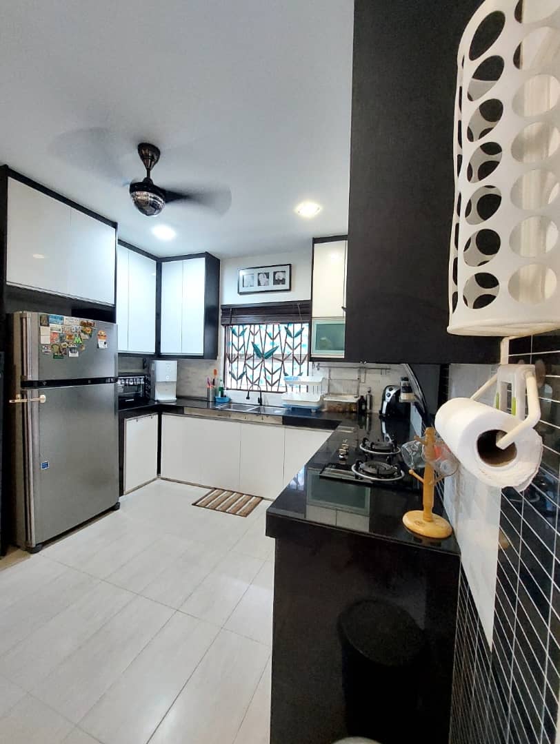 HUGE LAND NICE RENO BUNGALOW KOTA PERDANA - photo 6