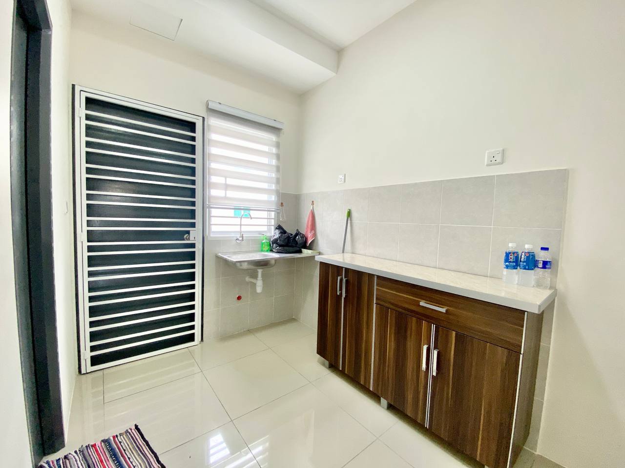PARTLY FURNISHED DOUBLE STOREY KITA HARMONI - photo 4