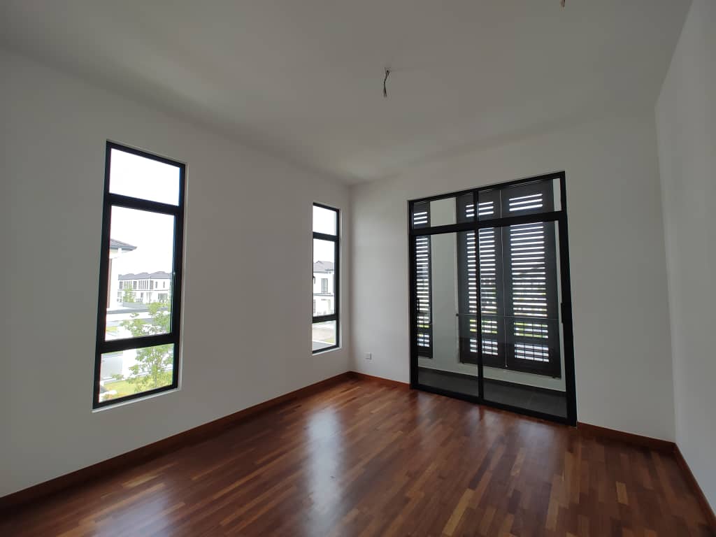 END LOT BUNGALOW NORTON ECO GRANDEUR PUNCAK ALAM - photo 13