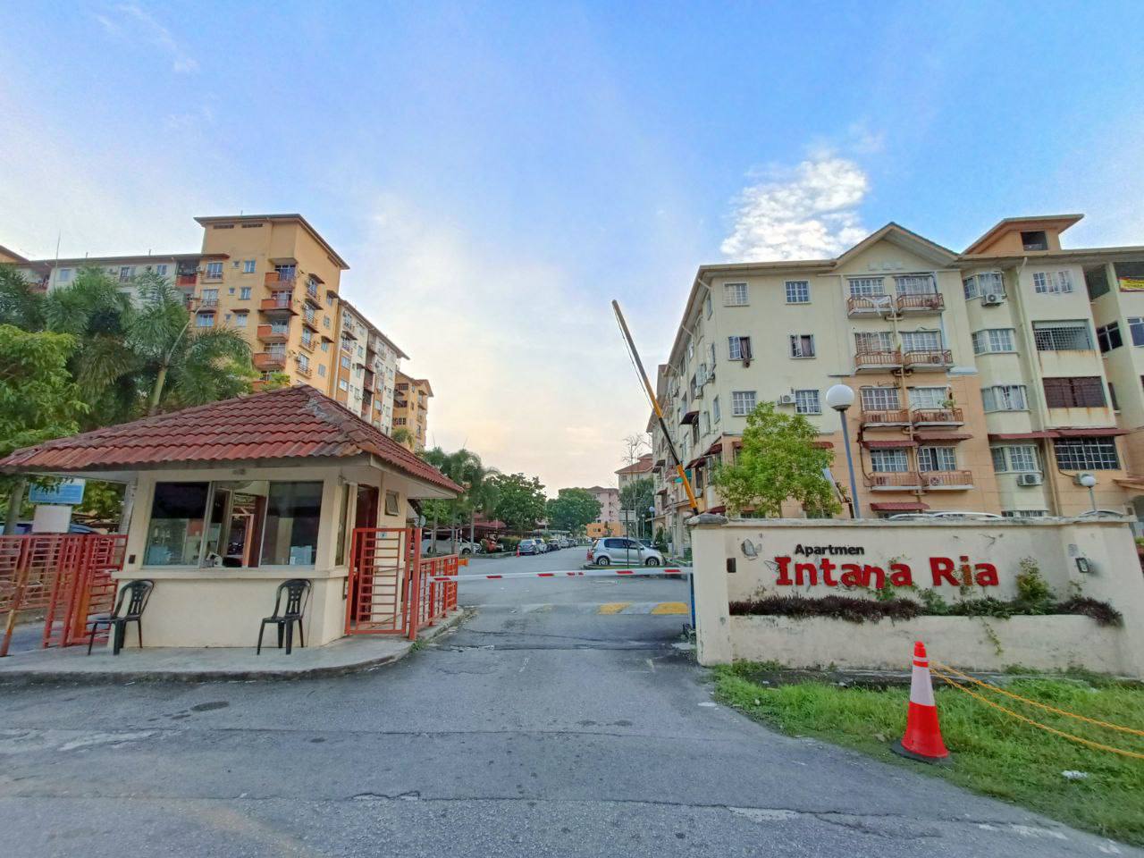 NICE RENO PARTLY FURNISHED APARTMENT INTANA RIA - photo 2