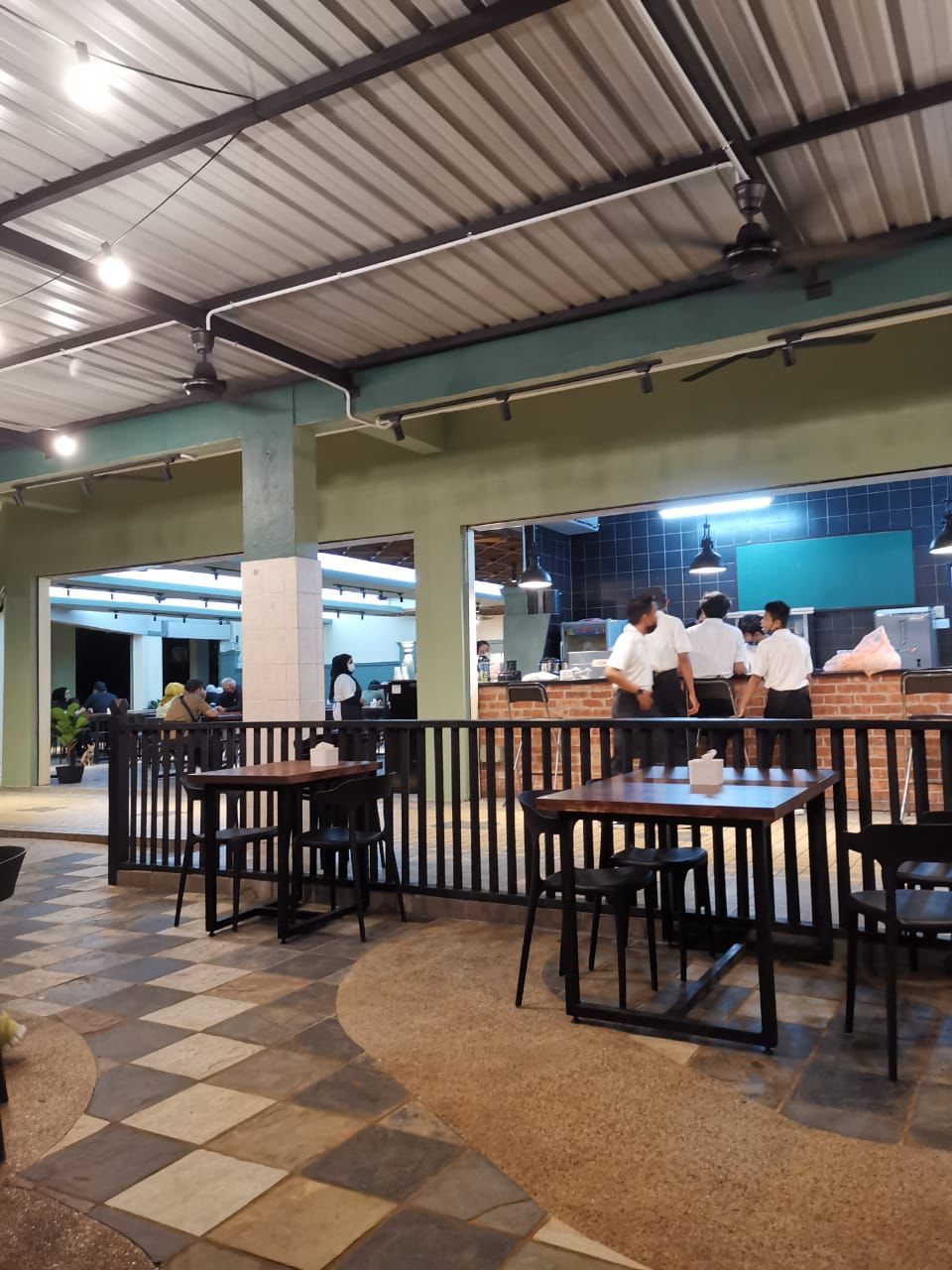 GROUND FLOOR CORNER LOT SHOP LOT SEKSYEN 8 - photo 5