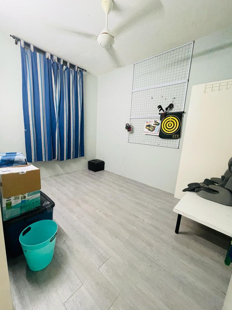 NICE RENO PARTLY FURNISHED RUVENA VILLA PUCHONG - photo 5