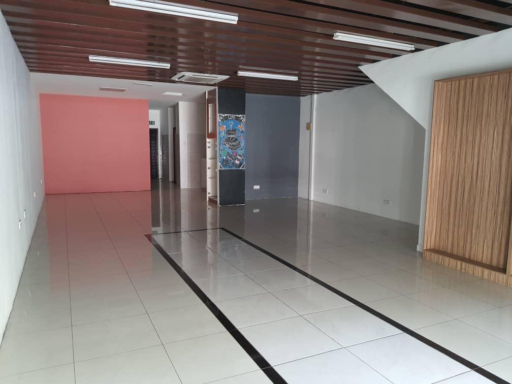 GROUND FLOOR SHOP LOT MUTIARA DAMANSARA - photo 2