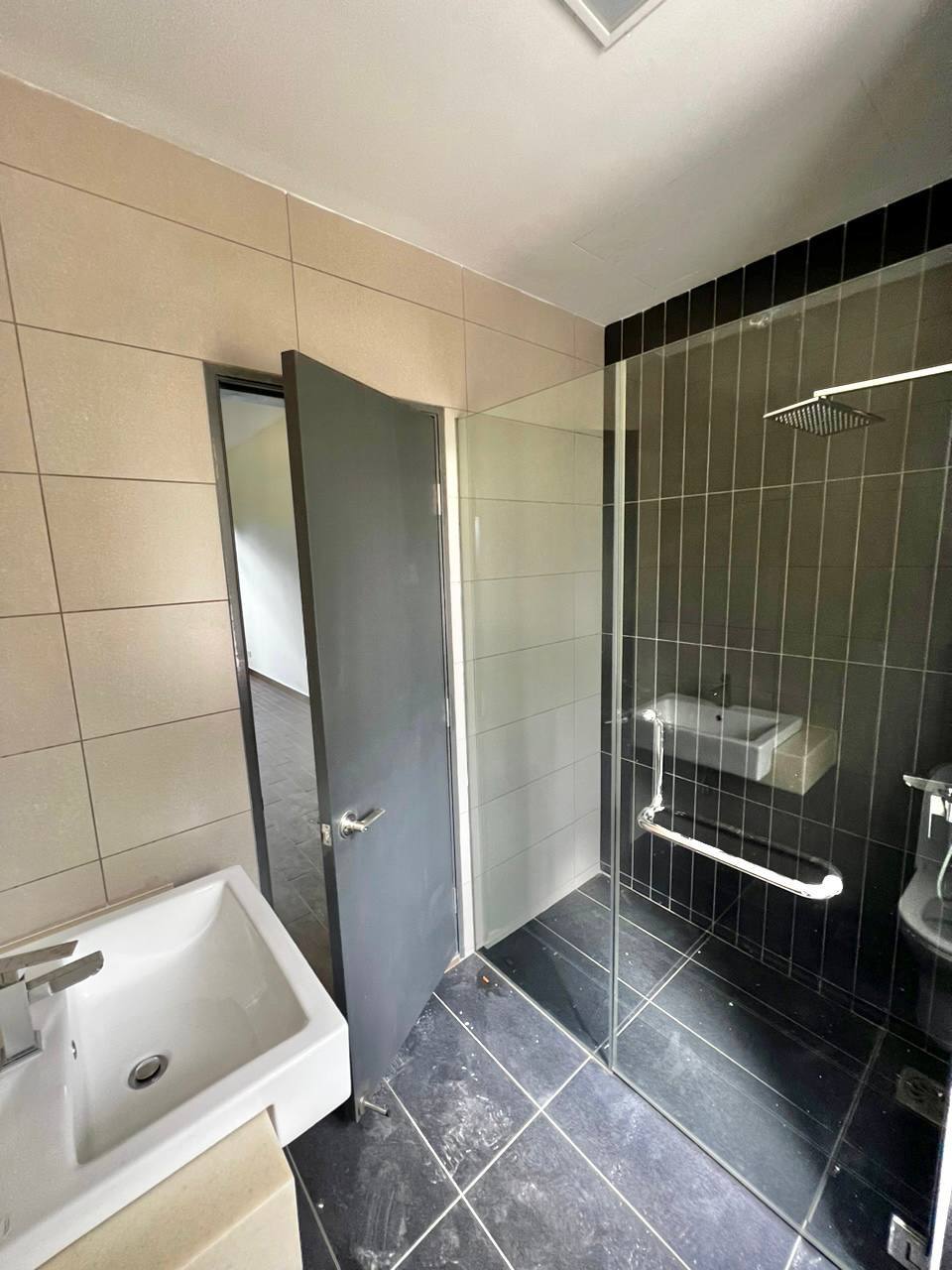 GROUND FLOOR AURA RESIDENCE PRESINT 8 PUTRAJAYA - photo 6