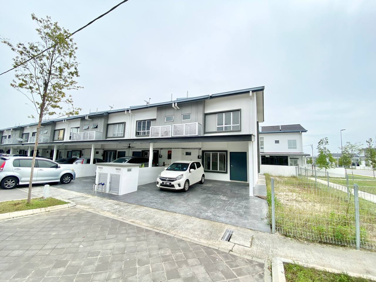 DOUBLE STOREY KITA BAYU CYBERSOUTH - photo 2