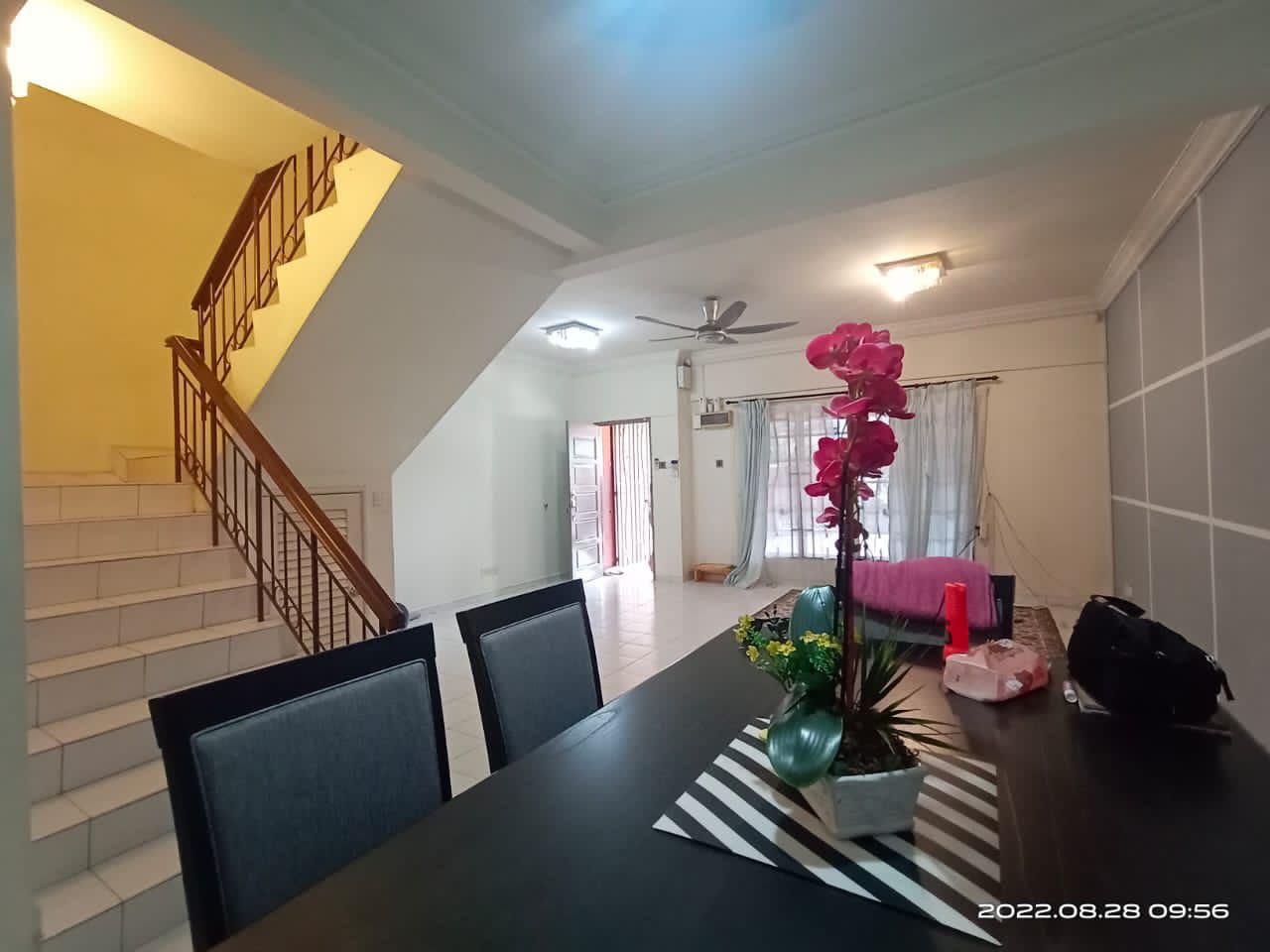 RENOVATED DOUBLE STOREY TAMAN PUTRA BUDIMAN - photo 5