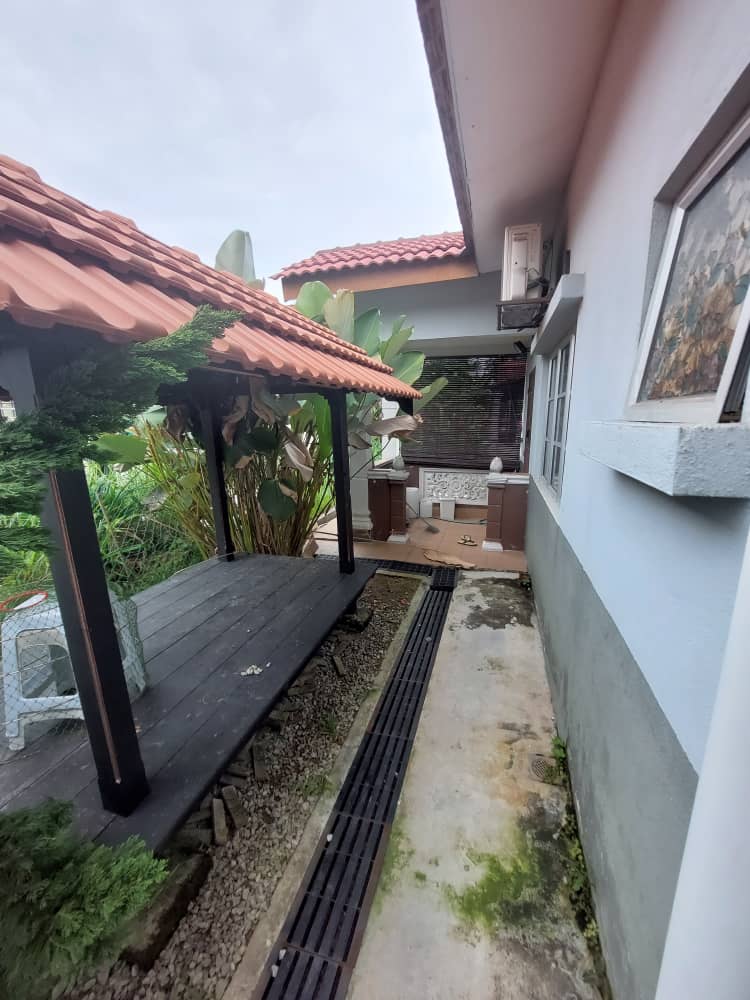 SEMI D TAMAN CENDERAWASIH OLAK LEMPIT BANTING - photo 4