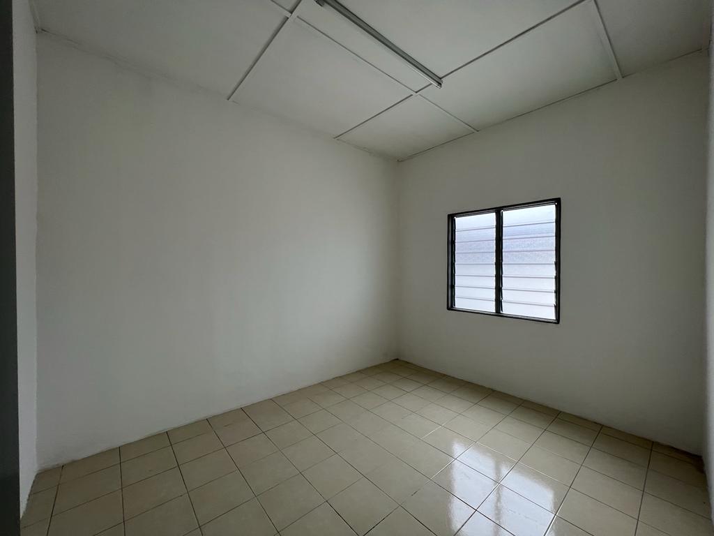 SINGLE STOREY TAMAN KINDING RAYA TANJUNG RAMBUTAN - photo 4