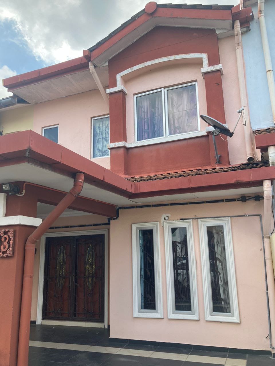 DOUBLE STOREY TAMAN SAUJANA PUCHONG SP5 - photo 2
