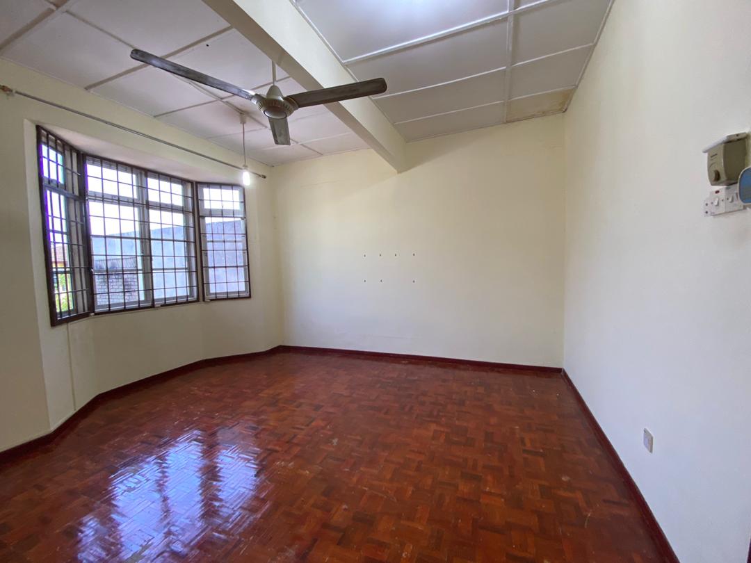 DOUBLE STOREY TAMAN SAUJANA PUCHONG - photo 9
