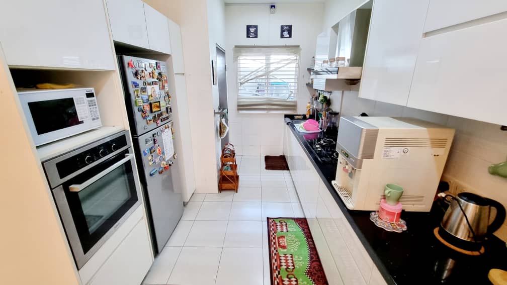 DOUBLE STOREY TERRACE HOUSE LAMAN ORKID NILAI - photo 4