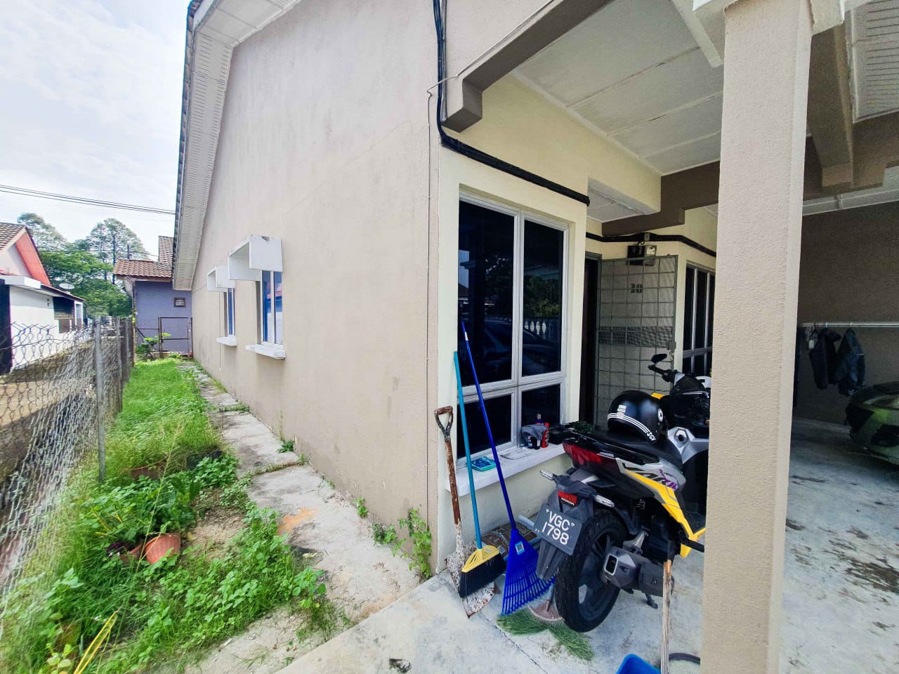 ENDLOT SINGLE STOREY TAMAN KINRARA SEKSYEN 4 - photo 2