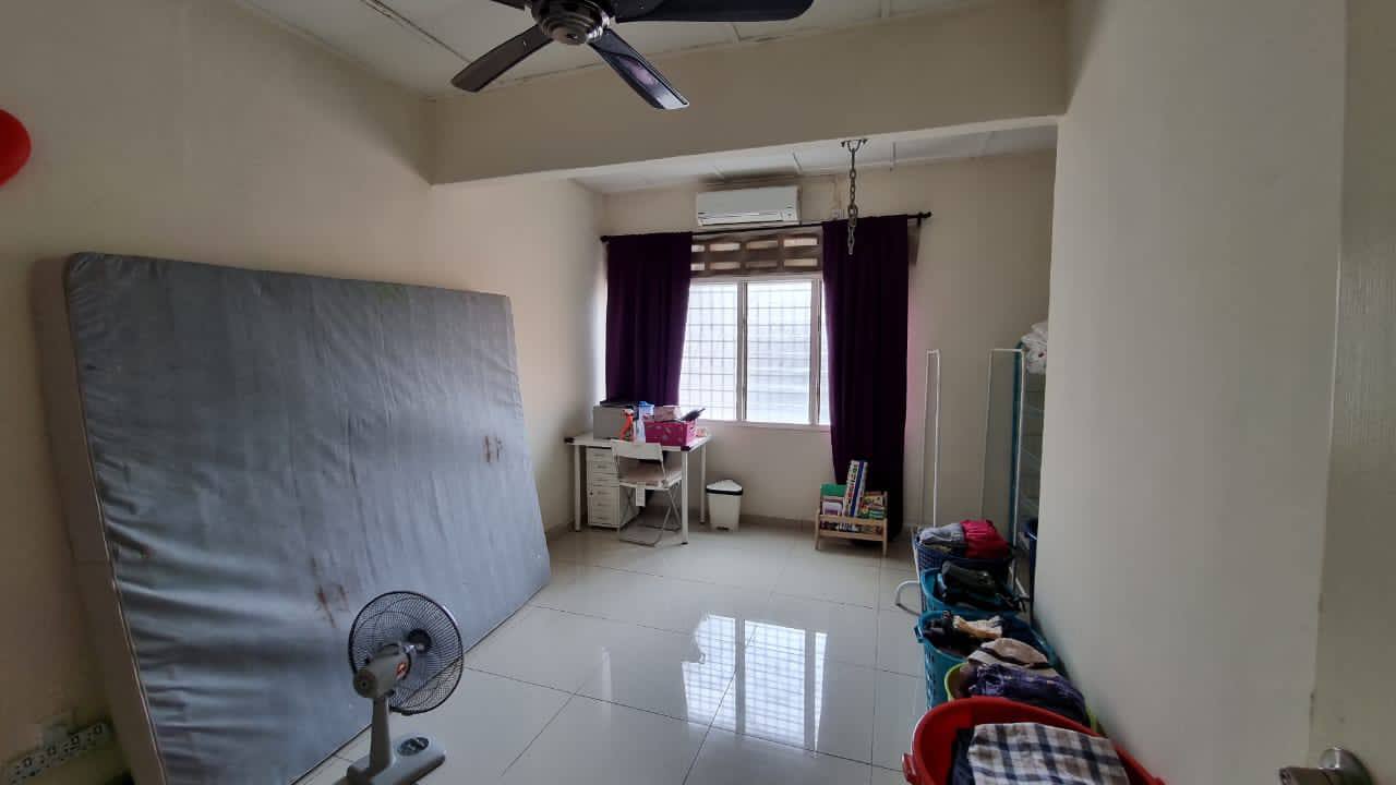 LOW COST DOUBLE STOREY TAMAN PERMATA WANGSA MAJU - photo 5