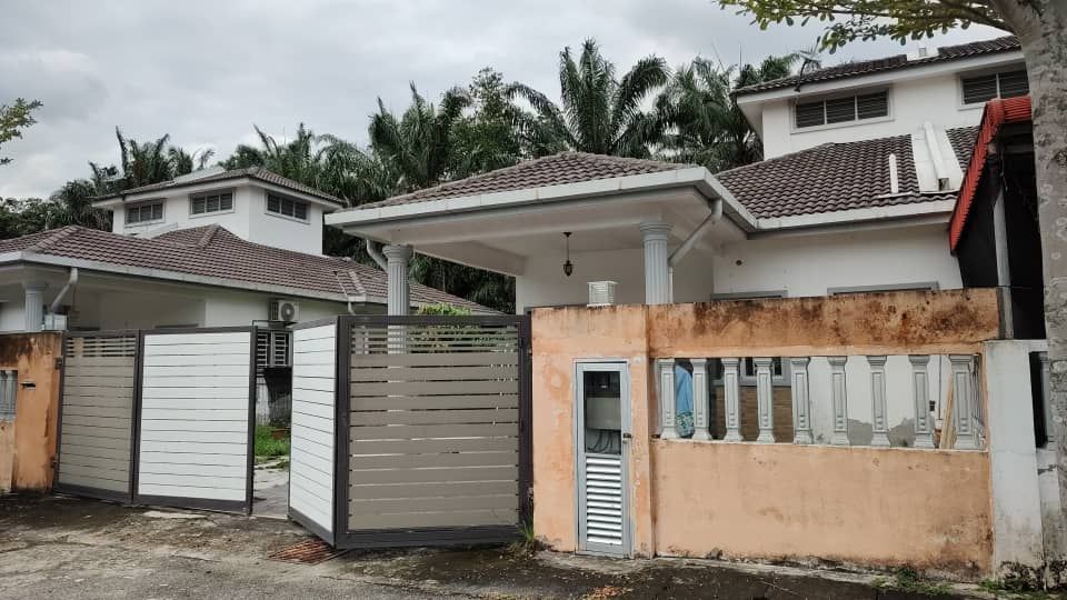SEMI D HOUSE TAMAN MAWAR BANTING - photo 4