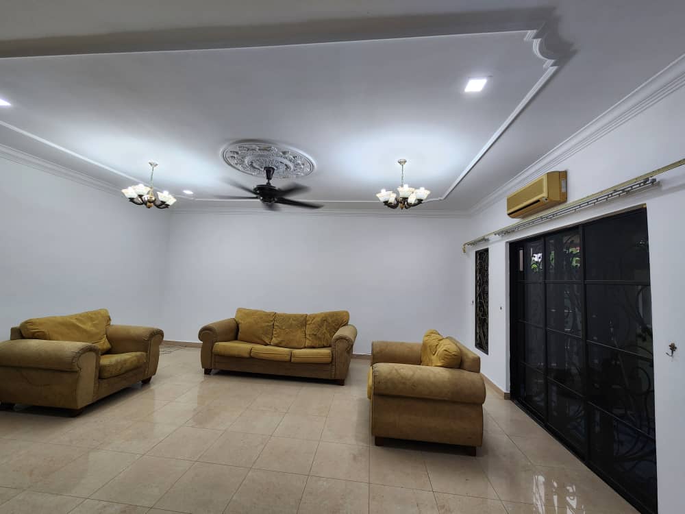 DOUBLE STOREY BANDAR KINRARA 6 PUCHONG - photo 2