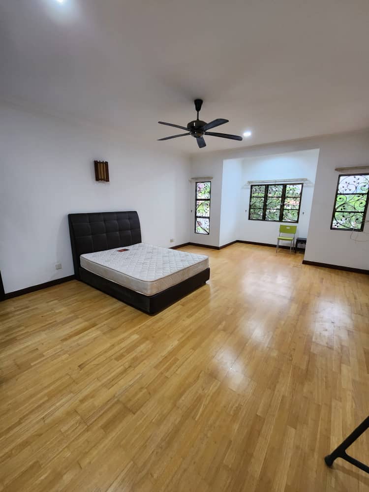 DOUBLE STOREY BANDAR KINRARA 6 PUCHONG - photo 5
