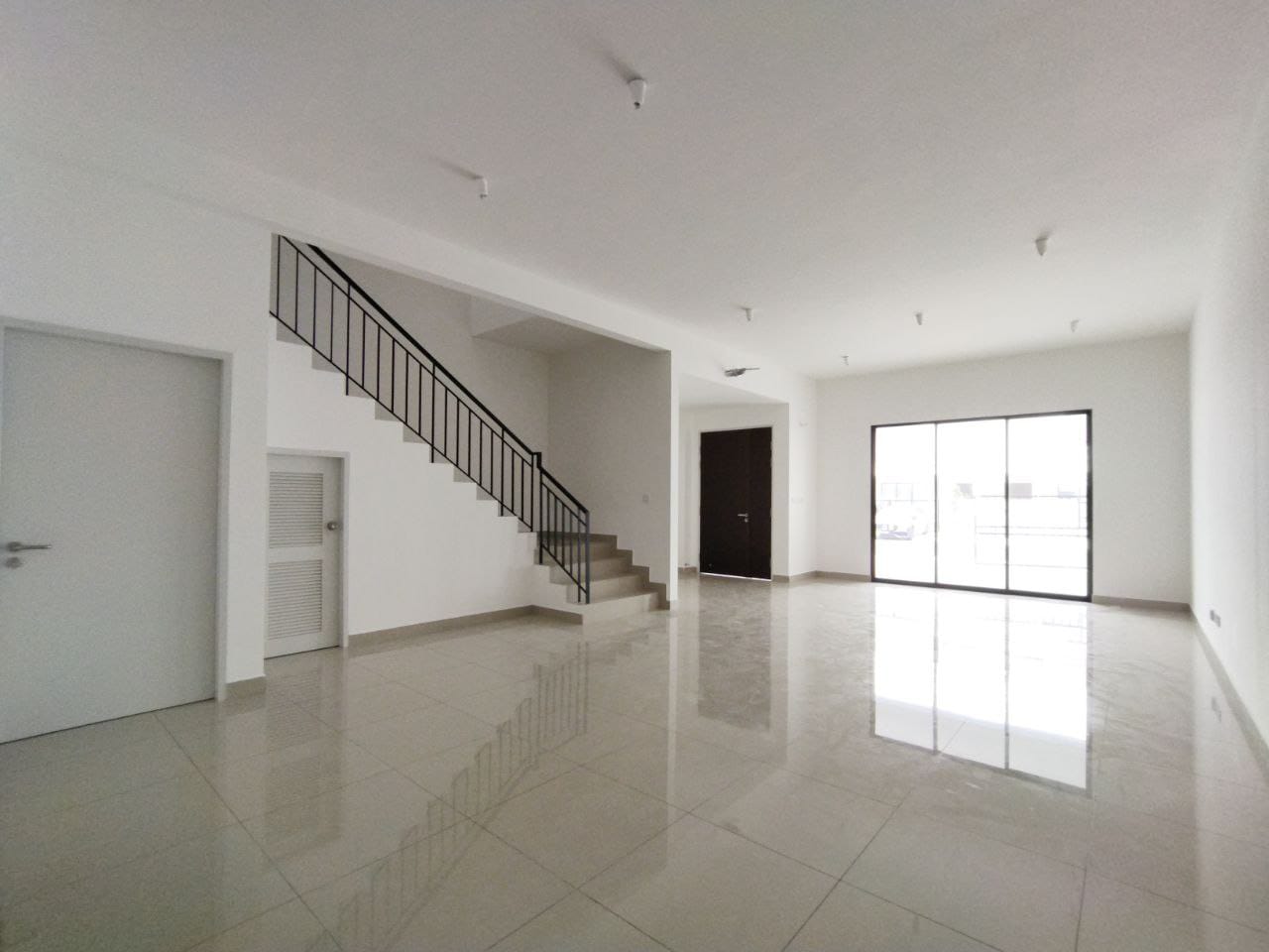 BRAND NEW DOUBLE STOREY TERRACE SEJATI LAKESIDE - photo 4