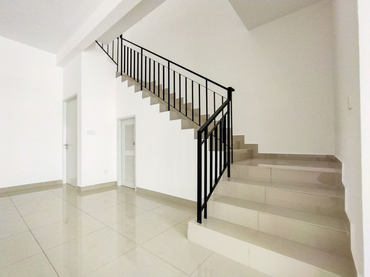BRAND NEW DOUBLE STOREY TERRACE SEJATI LAKESIDE - photo 6