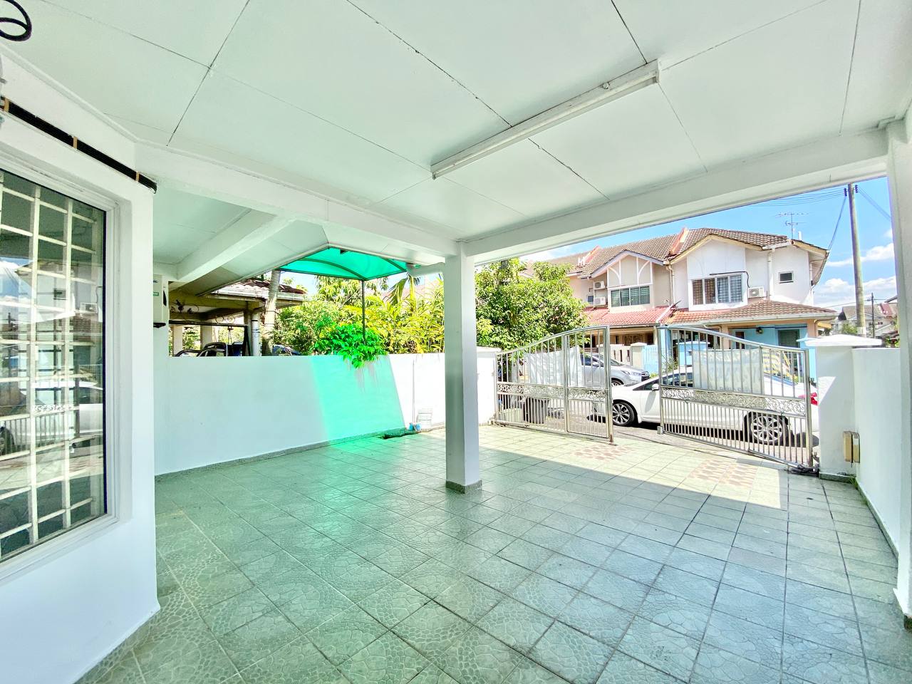 END LOT DOUBLE STOREY BK5 BANDAR KINRARA - photo 2