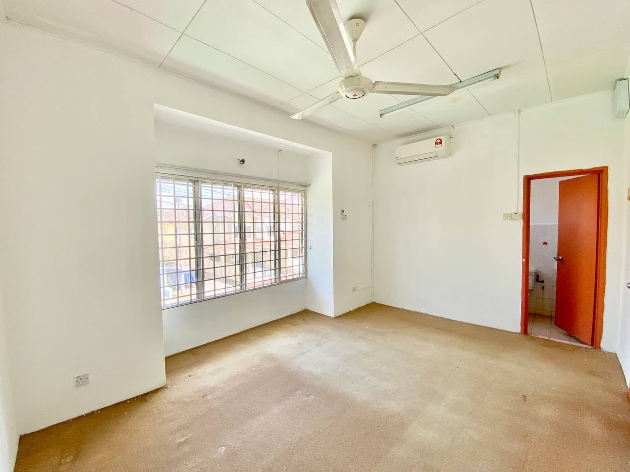 END LOT DOUBLE STOREY BK5 BANDAR KINRARA - photo 8