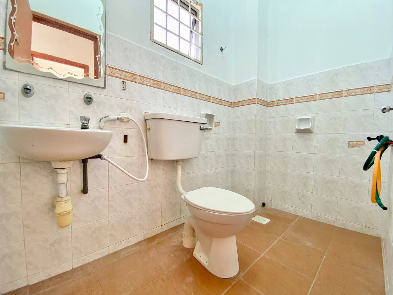 END LOT DOUBLE STOREY BK5 BANDAR KINRARA - photo 11