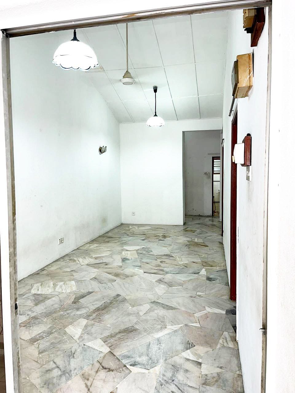 NICE CONDITION SINGLE STOREY HOUSE CHERAS PERDANA - photo 3