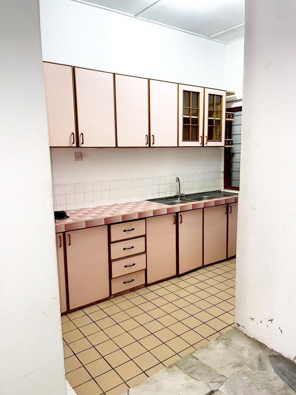 NICE CONDITION SINGLE STOREY HOUSE CHERAS PERDANA - photo 4