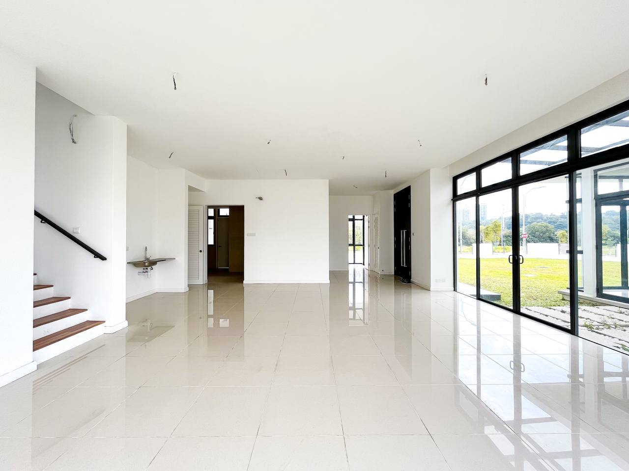 SEMI D TRIPLE STOREY SENNA RESIDENCE PRESINT 12 - photo 4