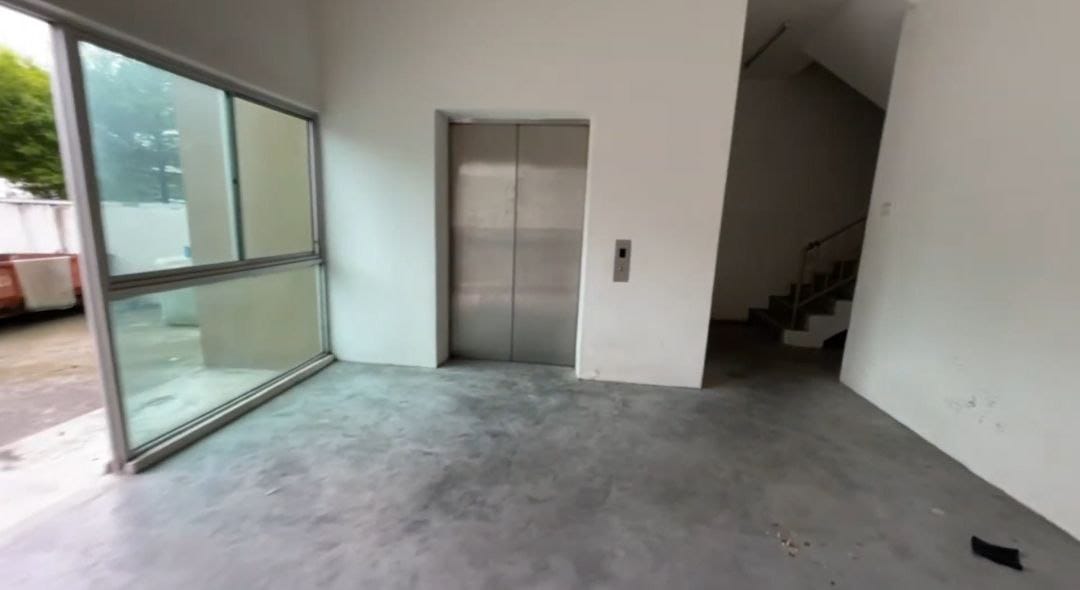 FACTORY SEMI D TRIPLE STOREY END LOT USJ 19 SUBANG - photo 9
