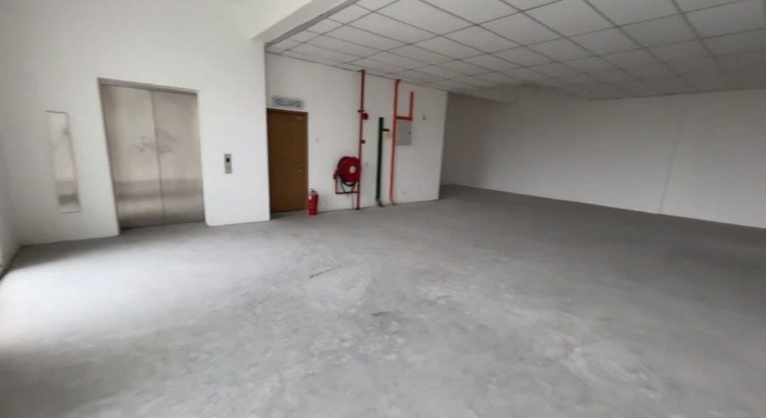 FACTORY SEMI D TRIPLE STOREY END LOT USJ 19 SUBANG - photo 10
