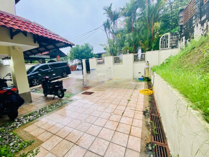 SEMI D FULLY RENOVATED AMPANG JAYA - photo 6