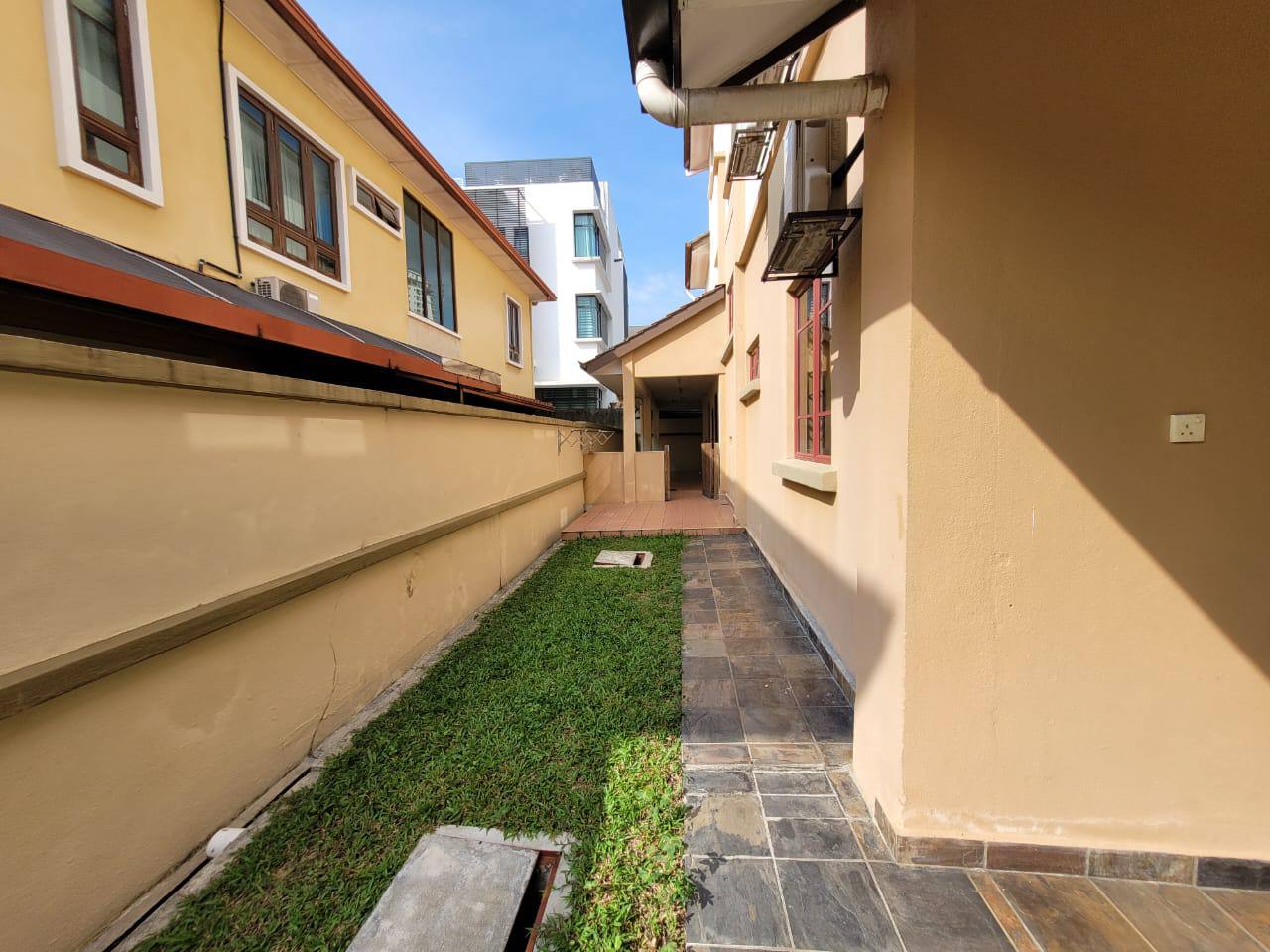 BUNGALOW WITH POOL TAMAN AMPANG UTAMA - photo 4