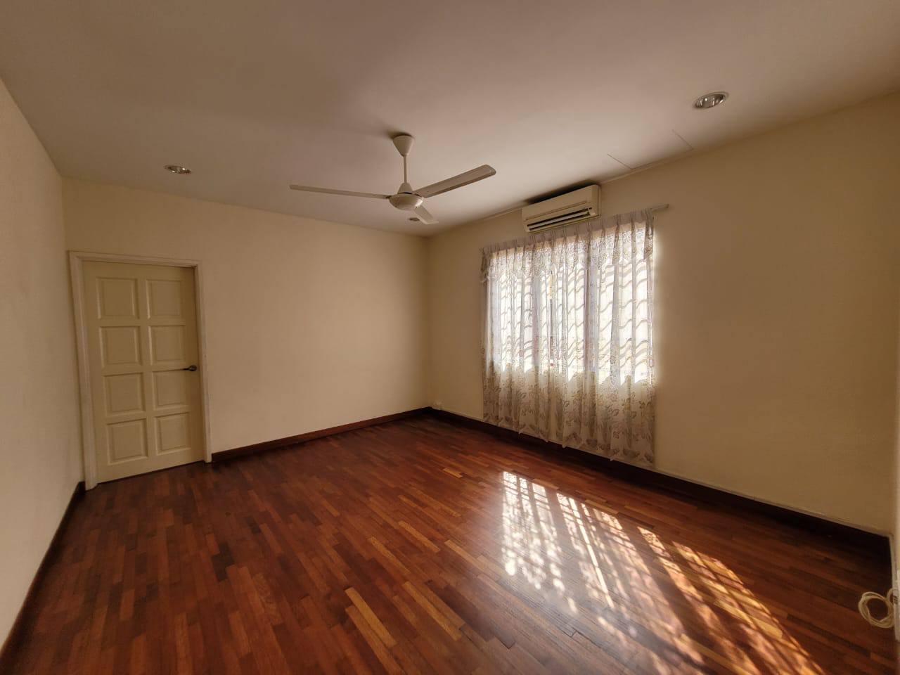 BUNGALOW WITH POOL TAMAN AMPANG UTAMA - photo 13