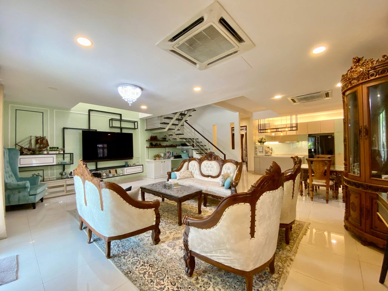 CORNER LOT HUGE LAND TWO AND HALF STOREY SHAH ALAM - photo 7