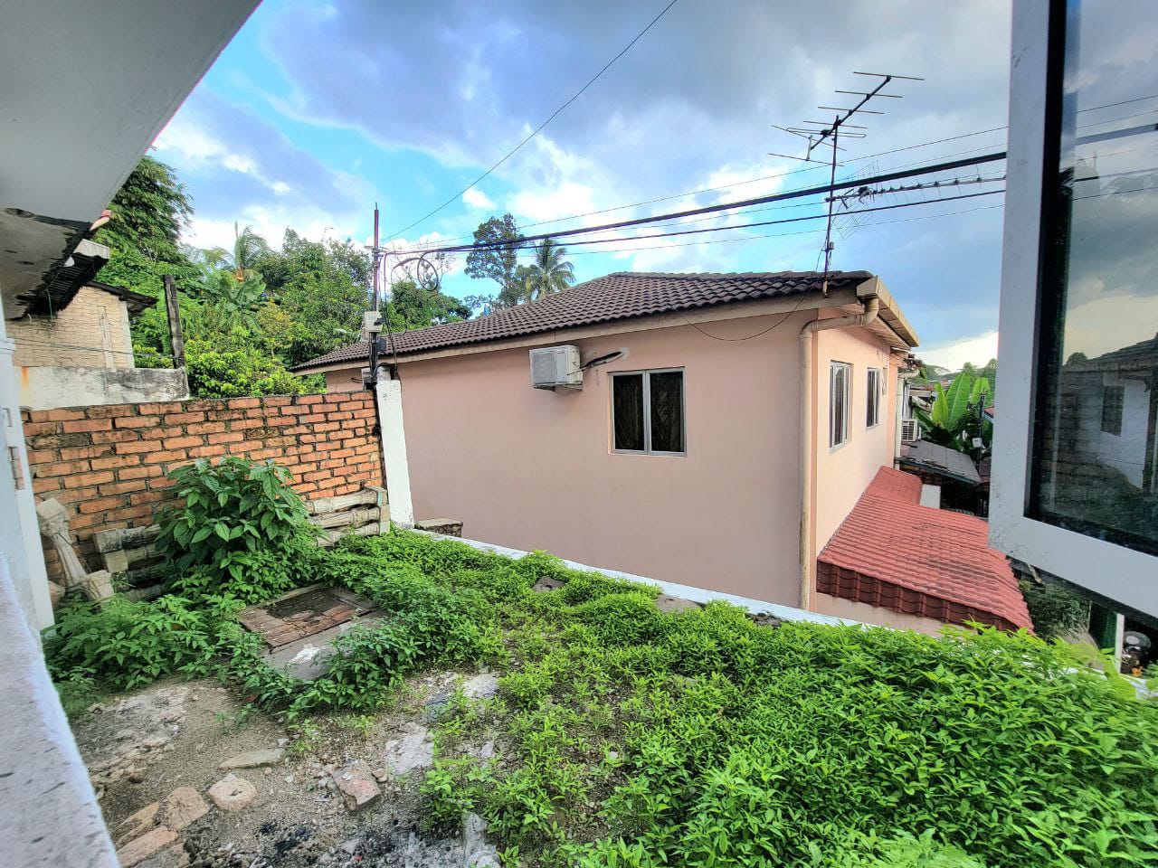 NICE UNIT DOUBLE STOREY TAMAN BUKIT ANGGERIK - photo 6