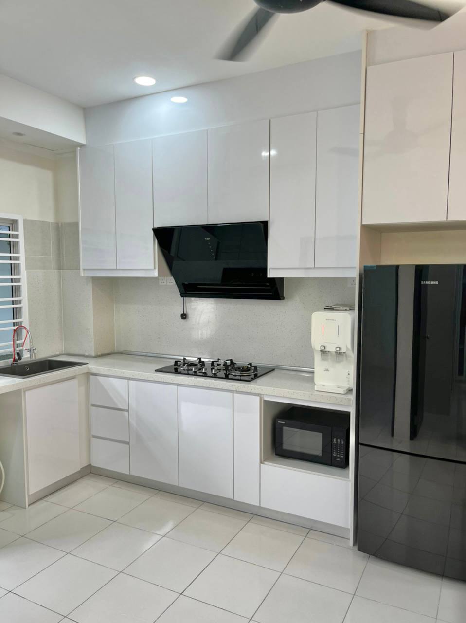 PARTLY FURNISHED KITA BAYU TOWNHOUSE CYBERSOUTH - photo 3